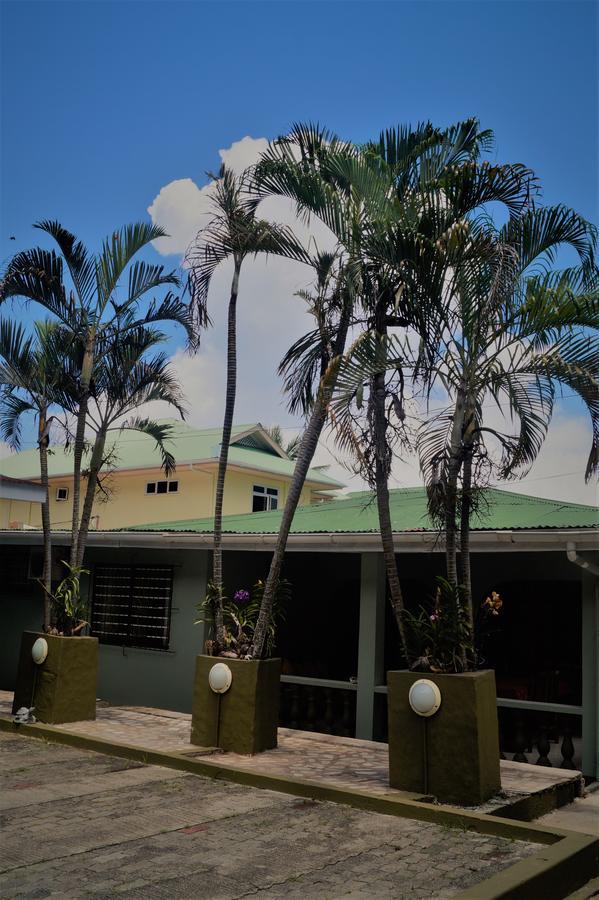 Chez May Paule Anse Volbert Village Exterior foto